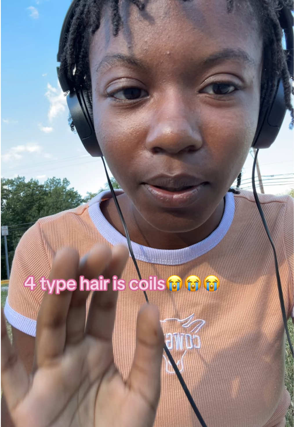 black people always trying to make something racist like noooo we’re trying to help you/us😭😭 #coilyhair  #coils #4typehair  #4c  #4b 