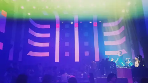 សប្បយៗ Templeclub kps#followforfollowback #mmo2024 #mmo2024 #fyp #happy #fyp #fyp #Love #kampot🍃❤️ #sihanukville #dj #kps #templeclubkps #kampongsom #西港 #fb #facebookviral #yoga #tiktok  #preahsihanouk #nightlifekps #nightclubkps  #西港 #柬埔寨🇰🇭泰国