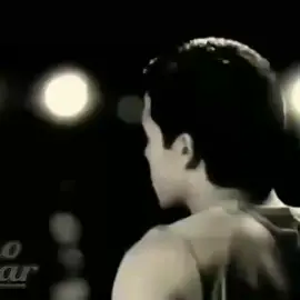 ومن بين عيونك بتنزل دموعي