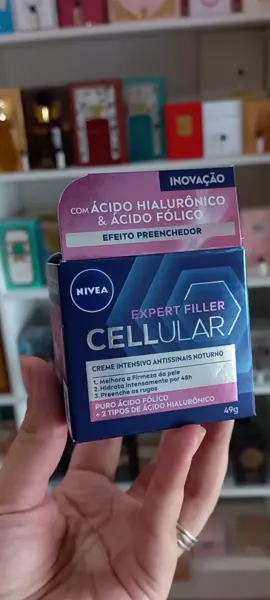 ✨ Transforme suas noites em um tratamento de beleza! O NIVEA Cellular Expert Filler Creme Noturno atua enquanto você dorme, estimulando a produção natural de ácido hialurônico e colágeno. 🌙 Hidrata profundamente 🌙 Reduz linhas e rugas 🌙 Deixa a pele mais firme e renovada ao acordar 💙 Acorde com uma pele visivelmente mais jovem e radiante! #Nivea #NiveaBrasil #CuidadosComAPele #SkincareNoturna #PelePerfeita 