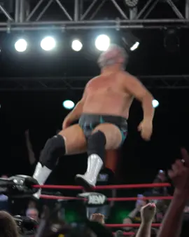 THE CROWD WAS GOING CRAZY FOR JD DRAKE!