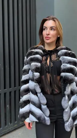 furs_luxury_ #fur #pelliccia #fourrure #pelzmantel #abrigodepiel 
