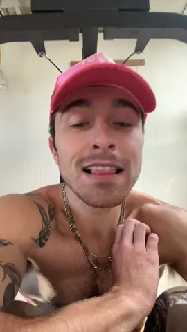 Wanted to participate but @reneé blocked the sound 🙄