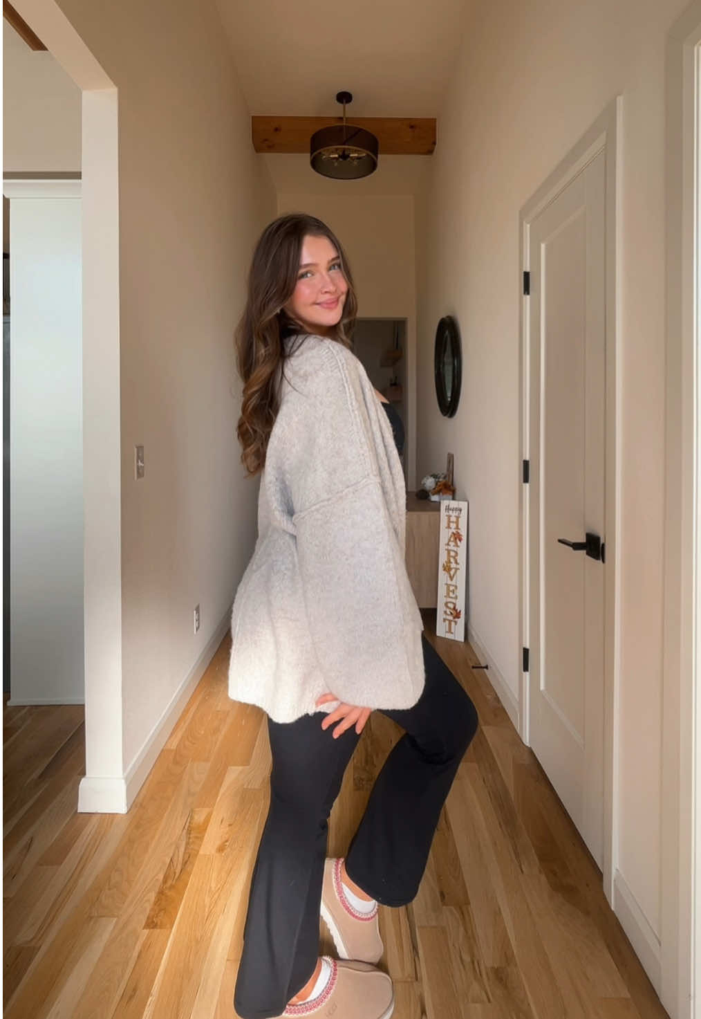 OBSESSEDDD with this cardigan for fall!!!😍😍  ##fypシ##tiktokshop##tiktokmademebuyit##fallfashion##fallfinds