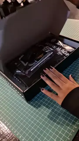 Asli bagus banget dari kemasan sampai bajunya cakep parah 