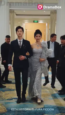 🎬 Siguiente capitulo 👉🔗 https://dramabox.onelink.me/dqUm/kbw7s9cw 🌟 Continúa la historia aquí. 👉🏻 📲 Descarga la app 