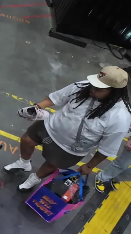 Bro Sold These Shoes QUICK 🤯 #fyp #foryou #sneakerhead #fypシ #umsneakers 