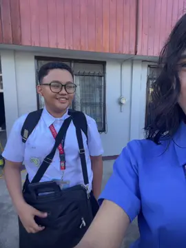 Ang mga school kids pala to AHAHAHAH