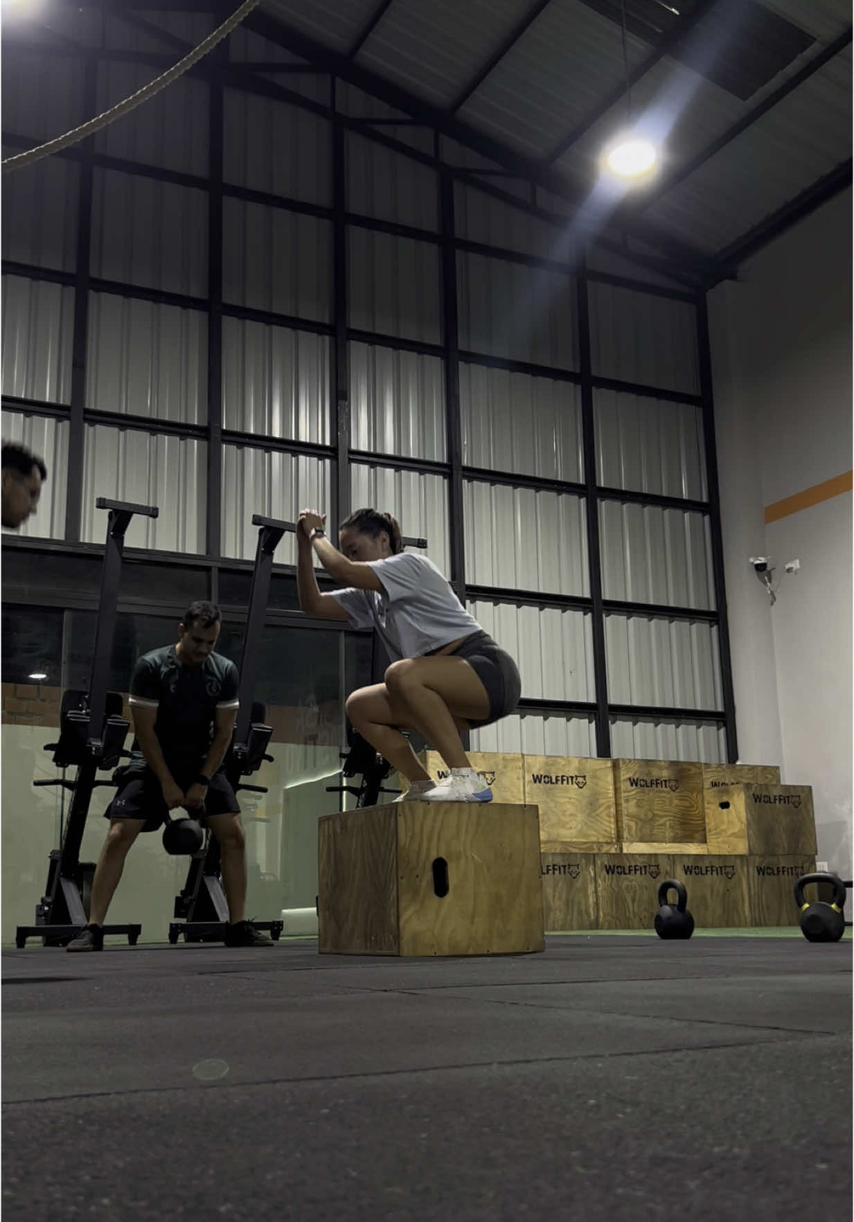 @Box Monkeyfit 🙉  #crossfit #boxjump #caida 