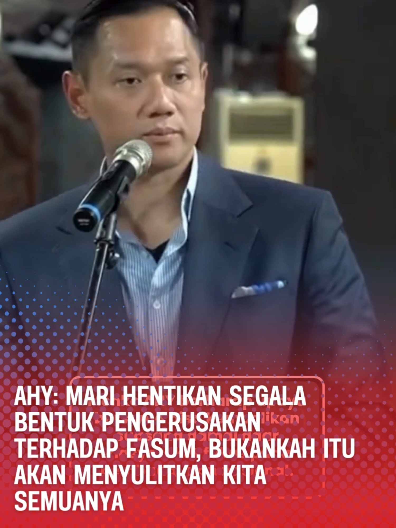 Menteri Koordinator Infrastruktur dan Pembangunan Kewilayahan RI, Agus Harimurti Yudhoyono alias AHY mengingatkan masyarakat agar aksi penyampaian pendapat terhadap DPR RI tidak berujung pada perusakan fasilitas umum. #AHY #JagaFasum #FasilitasUmum #BeritaPolitik #InfrastrukturNasional #PesanMoral #Pengerusakan #KepentinganBersama #KabarPolitik #AHYForIndonesia