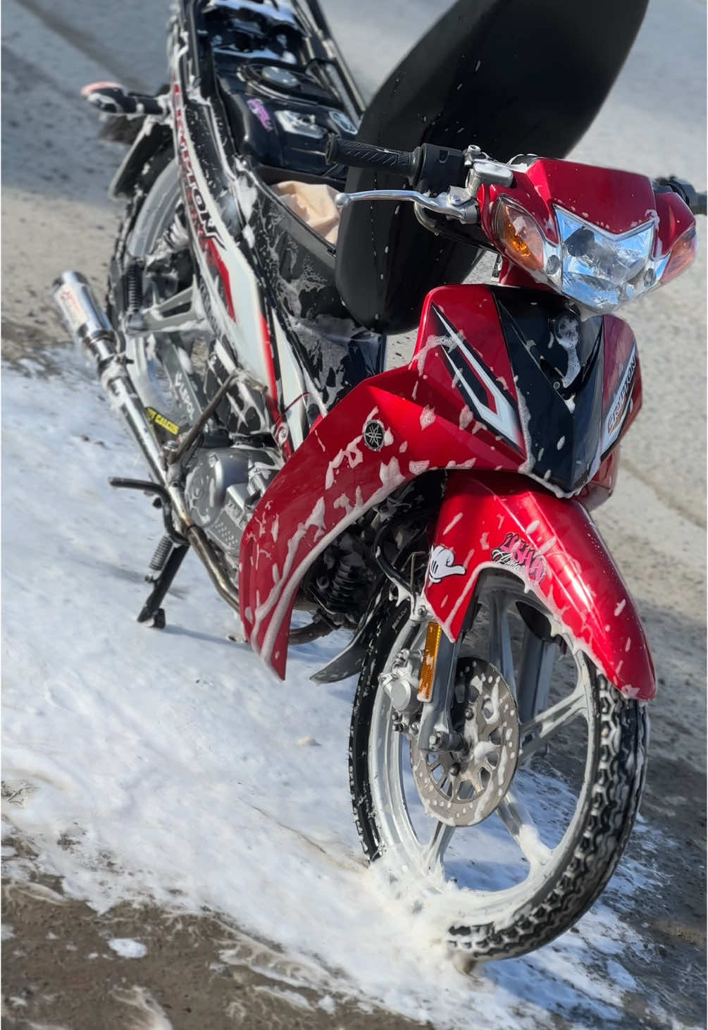 Lavadita de hoy 😍🧼🫧 #yamaha #newcrypton🚀 #110cc #reels #fyp 