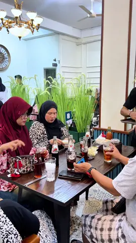 Sekarang mau update status tak perlu jauh jauh #distrikkopitiam #piayu #batam #breakfast #kopitiam 