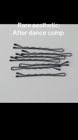 🍓🎧#dancer #fyp #pinterest #trend#pintrestoutfits  