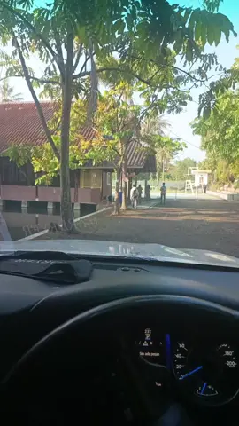 antar anakku sekolah