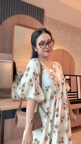 Udh h+3 fitur live hilang  Seriusss kangen bgtt lgt live2 di tiktok🥹🥹  Semoga segera pulih yaa😇🥹 #PromoGuncang99 #dasterbusui #dasterkekinian #dastercantik #dresskasual 