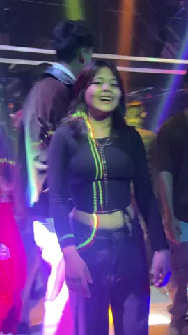 #tamangtiktokofficial with #black beauty mooching #official #clublegend #creatorsearchinsights 😍