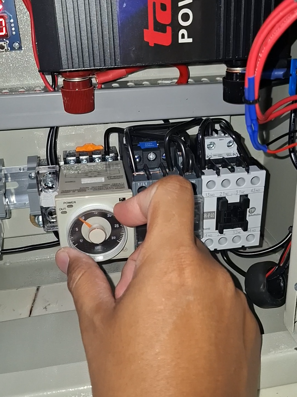 PLTSBOX INVERTER TAFFWARE 4000WATT MPPT 60A #listrikgratis #inverter #pltskebun #plts #taffware 