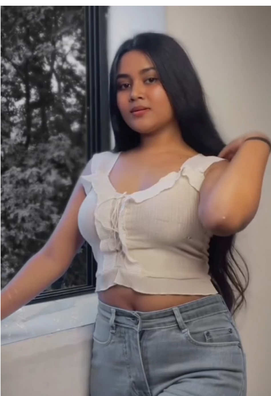 මාව දෙපාරක් tuch කරන්න ආස හිතෙයි🥲🙈💕 #100k #Love #fyp #crush #srilanka 