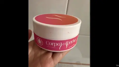Cai no golpe de um tal de creme rosa. Só me arrependo de não ter caído antes. Perfeição!#cremerosa #foliculite #usecorpoeverao #estrias #adeus 