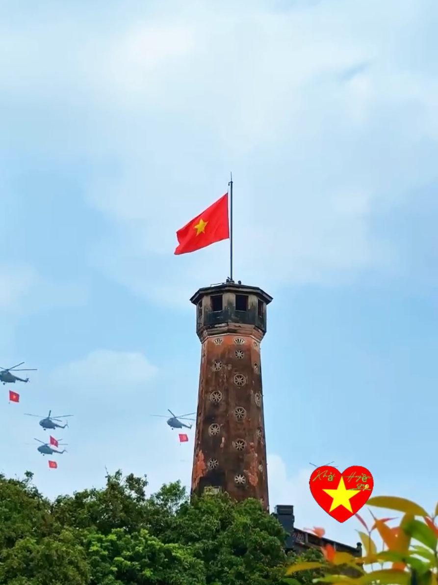 🫡🫡🇻🇳🇻🇳🕊🕊#quockhanh #vietnam🇻🇳 #a80 #congannhandanvietnam👮‍♀️ #quânđộinhândânviệtnam 