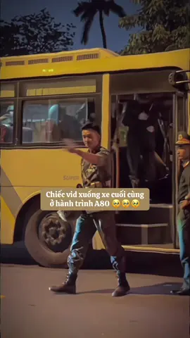 Chiếc vid xuống xe cuối cùng ở hành trình A80 🥹🥹🥹 #lehoanghiep #LeHoangHiep #dieubinh #tacchiendientu #A80 #quockhanh2025 #RangRoVietNam #xhhhhhhhhhhhhhhhhhhhhhhh #fyppppppppppppppppppppppp 