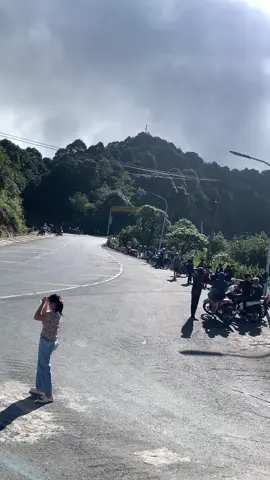 Ai ở đây chào cái nào 