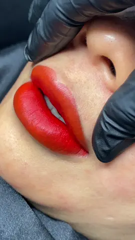 Môi sửa trên nền xỉn lâu năm không lên màu, thâm viền cho chị khách#penkim15 #phunxamthammy #phunmoidep #phunmoibongdam 