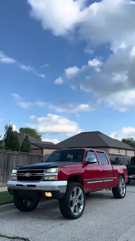 Best thousand dollar truck out.#fyp #squattedtrucks #olebrandselect #oklahoma 