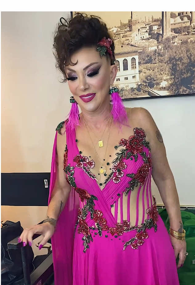 #keşfetteyizzz #antalya #makeup #güllü @Güllü Official 