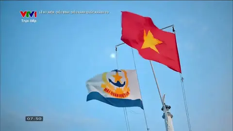 Lần đầu tiên trọng lịch sử Diễu binh lực lượng vũ trang trên biển cấp Quốc gia của Hải quân Nhân dân Việt Nam anh hùng. Nguồn: VTV #duyetbinh #dieubinh #a80 #toiyeutoquoctoi #hochiminh 