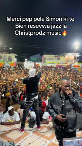 Chèf christla debake ak jazz la al fè koze pele Simon@Laloi,  le roi de gloire 