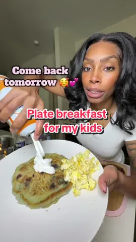 Plate breakfast for my kids. I absolutely love doing these videos… my kids have so much personality! 😂😂Aniyah was all over the place today. What are you serving up for breakfast?? #platebreakfastwithme #breakfastideas #breakfastforkids #toddlerbreakfast 