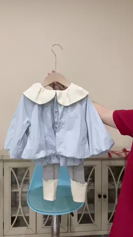 Set áo khoác gió em về r đây, vào live luôn với em nhé 🥰🥰🥰