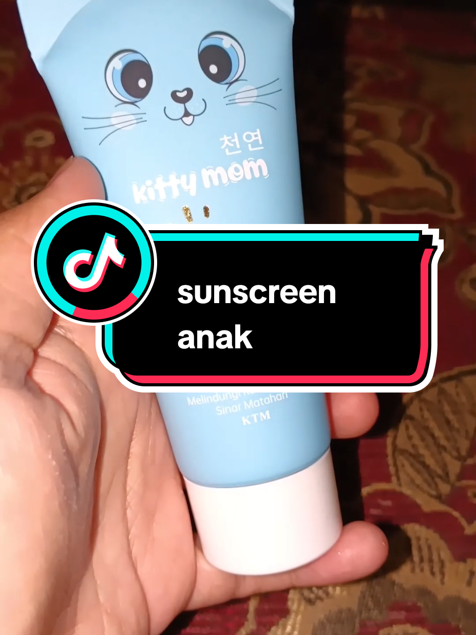 #sunscreen #kittymom #fypシ゚ #fyp 