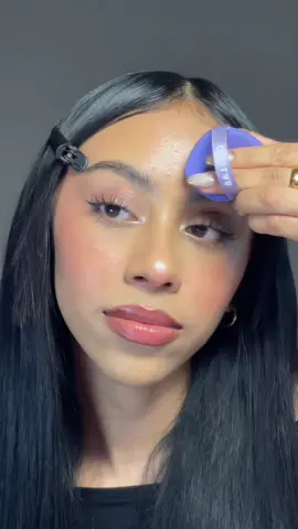 The unique gel texture of our purple powder melts into your skin