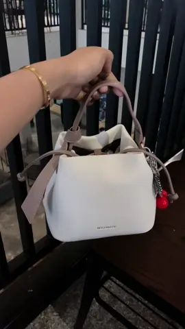 Emma warna terbaru nya cuakep banget 😍✨ #tascantik #taskekinian #tas #fyppppppppppppppppppppppp 