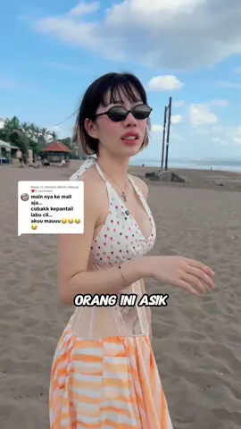 Replying to @Sahliani (Mami Attaya)❤️ udah ke pantai ini kita ciduknyaaa yaaa guysss 😌tapi gak nemu pulak 1 orang punnnnnn amponnn