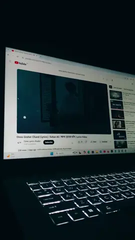 তোমার ভোলা ভালা হাসি আমার বুকের ভিতর ঝড়..! 😅💗 #fypシ゚viral  #foryoupage  #trending  #laptopsong  #bdtiktokofficial 