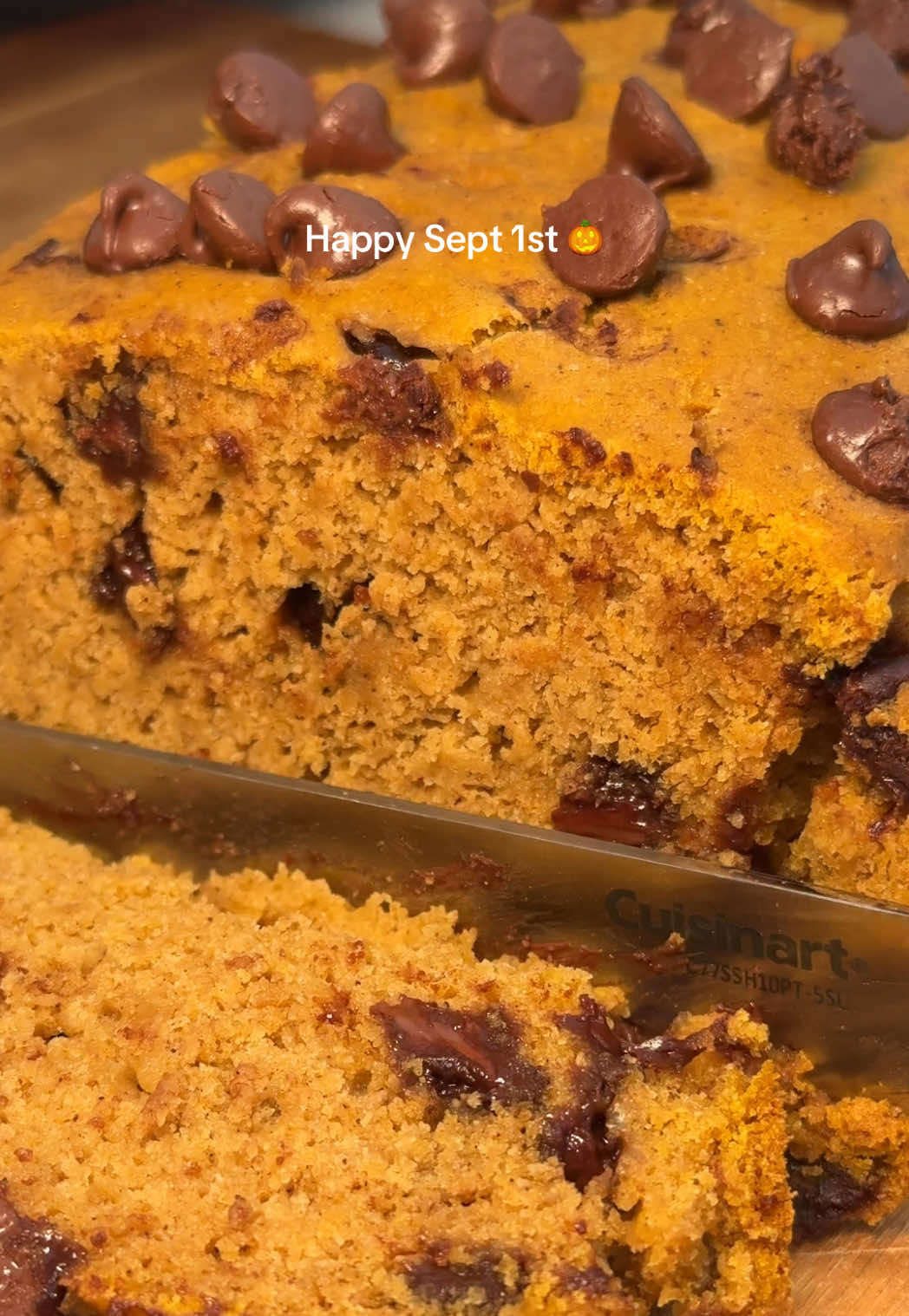 It’s spooky szn 👻🎃💀 #pumpkinseason #spookyseason #pumpkinbread #glutenfreedessert 