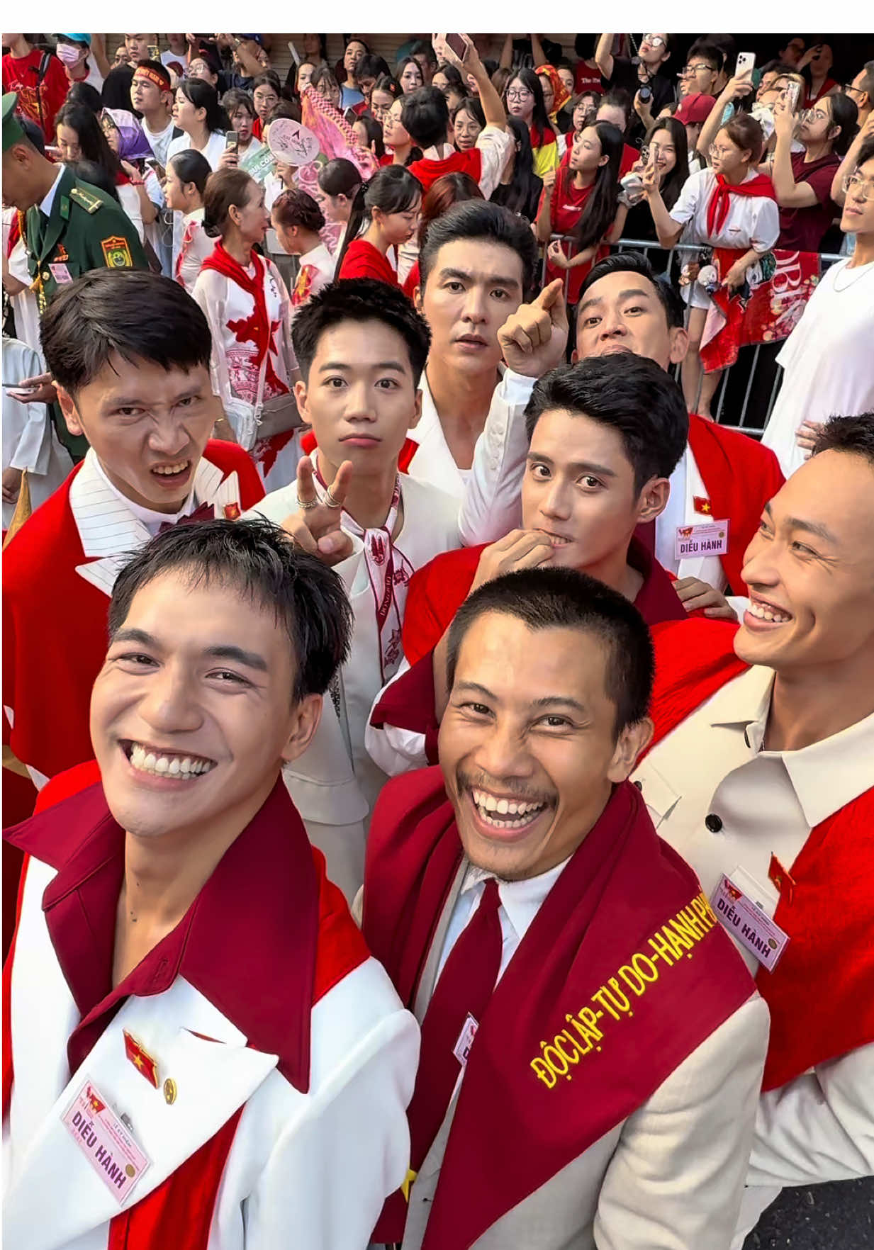 Hoàn thành sứ mệnh A80 cùng anh em Mưa Đỏ🫡🇻🇳❤️  #phuongnam #PhimMưađỏ #anhtạ #a80quockhanh #80NamQuocKhanhVietNam