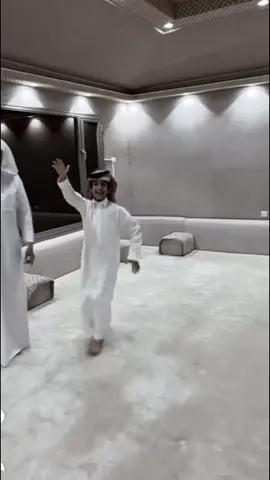 العب جعل مايلعب غيرك 🤍 #احمد_قزيع_السهلي #فراج_قزيع_السهلي #قزيع_فراج_السهلي #explore #اكسبلور #فلاح_المورقي 