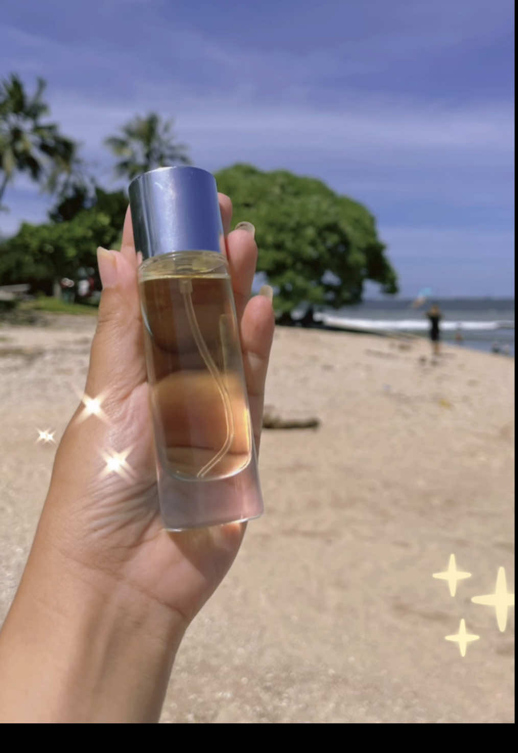 Pilih varian parfum sesukamu, all varian ready ya.. untuk daily, untuk ngantor, nongki, sporty.. semua ready stock, langsung tanyakan aroma dikomen/Dm langsung yaa 💅🏻✨ #inparfumebandung #inparfumefragrance #parfumereccomended #parfumviral #fyp 