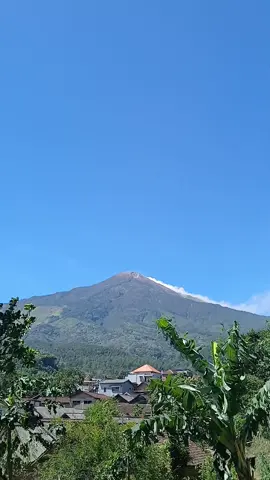 welirang sedang gagah²nyaaaa