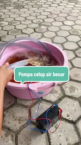 Pompa celup tenaga besar cocok untuk pengairan di kebun #pompa #pompapendorongair #pompairigasi #ponpasedotair 