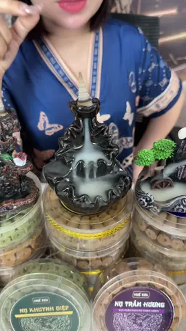 mở bán deal hời, khi mua combo 3 hộp Trầm tặng kèm thoa xông và 5 nụ khuynh diệp