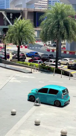 escalator + myvi + video belum jadi dah kena halau😇🤣 #fyp #carrozzeria #shinecrcle #cleanconcept #perodua 