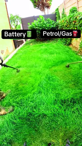 DON’T ever BUY a BATTERY powered STRING TRIMMER! #lawncare #fyp #chillinos #lawntok 