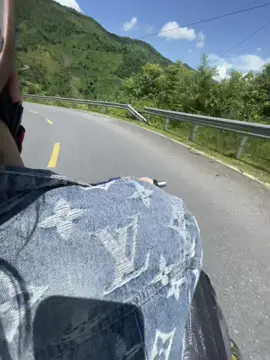 Yên tâm ngồi sau em nhé#racking #ex135#minhuyen #25laichâu 