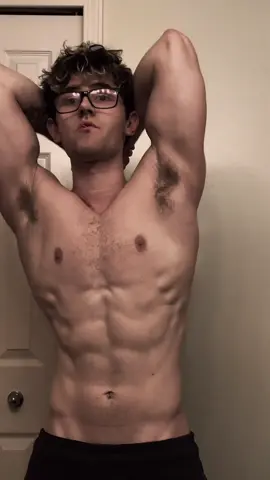 Good posture is what makes a physique… #bodybuilding #food #travel #trending #fyp 