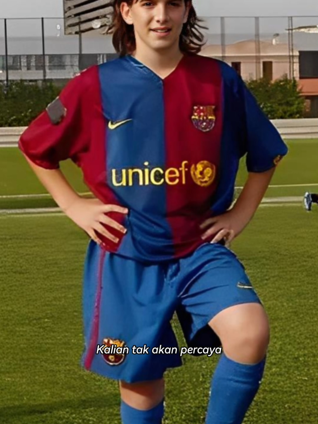 Bocah ajaib yang membuat Ronaldinho takjub 😱 #football #sepakbola 